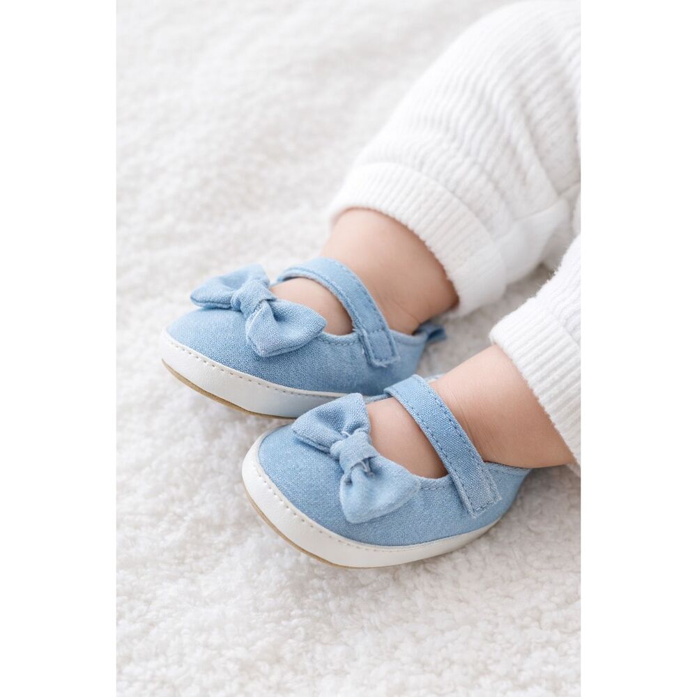 Carter’s Baby Girl Blue Bow Mary Jane Crib Shoes Soft Sole Newborn 0-3M
